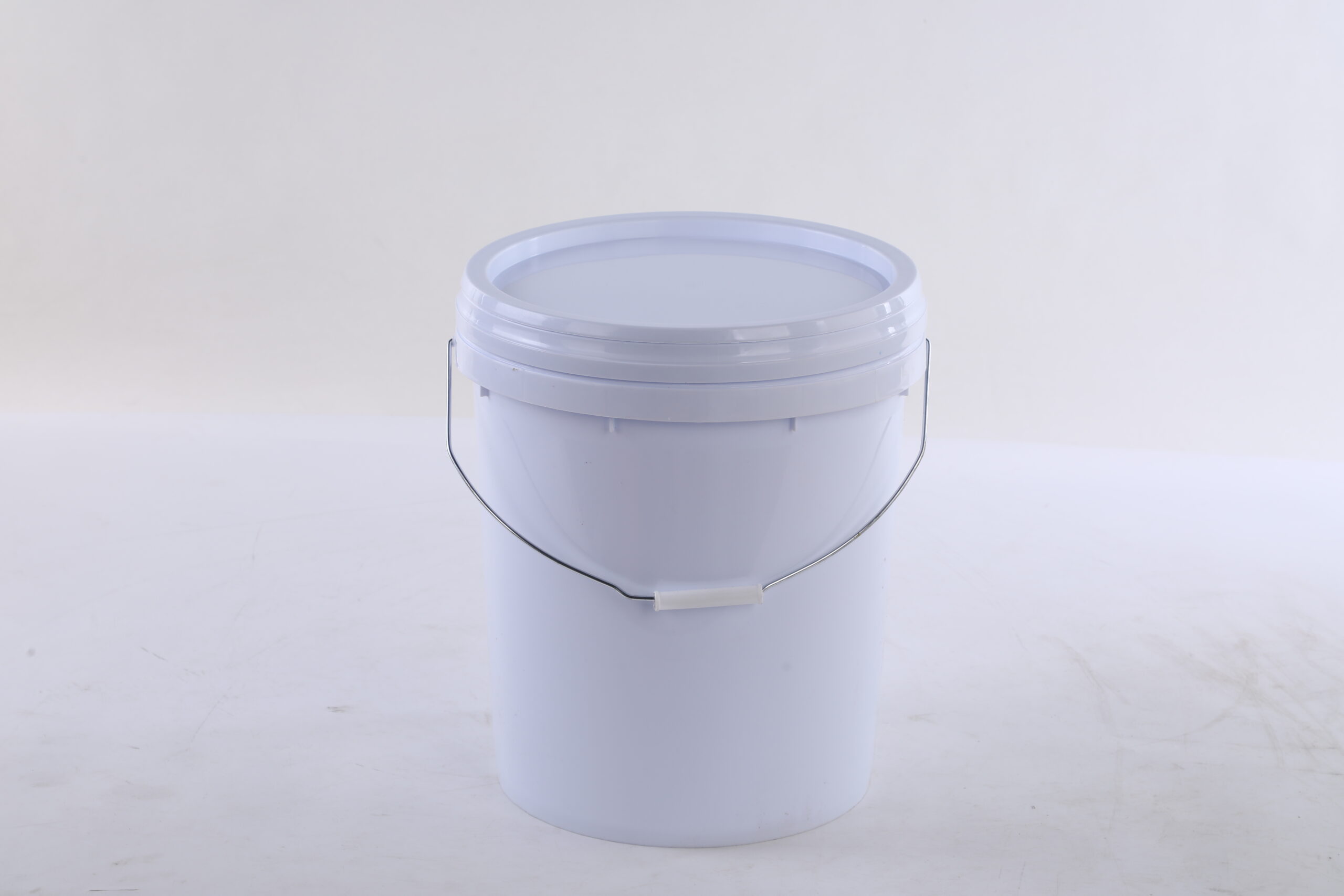 Custom logo drums paint buckets container 18L plastic pail with lid and handle-1