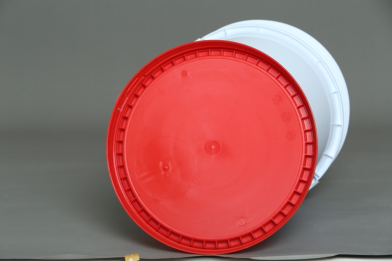 Manufacturer's 10L new product is round with cover plastic paint bucket Fertilizer chemical (1)