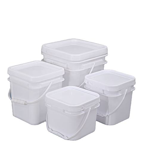 Seaux carrés en plastique